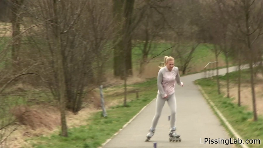 with passionate visitor Nela Decker - 4 On 1 First Tap Tp Wet - 2025 (no-shame-in-wet | girl pee)