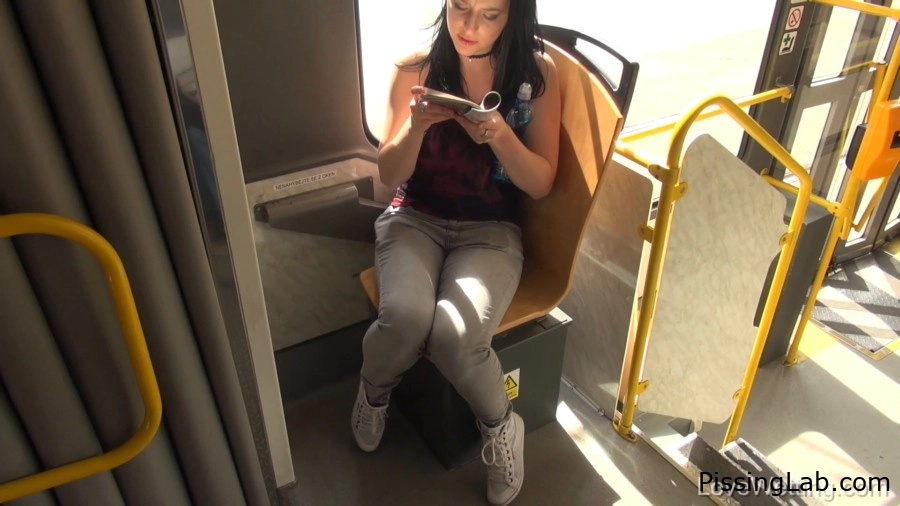 Quinnlindemann - with lovely touch Travelling With Quinn 1.62 GB