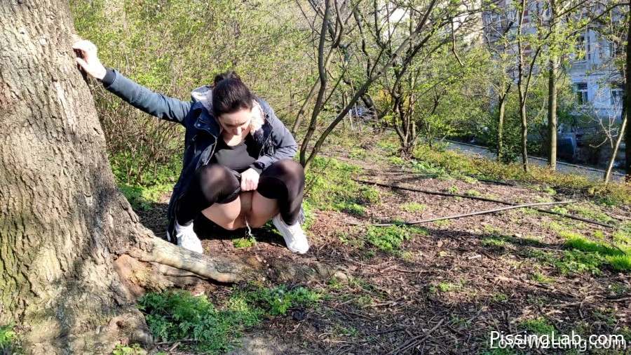 with charming stranger Delia - Pissing scene 9. - 2025 (wet skirt action | golden urine squirt)