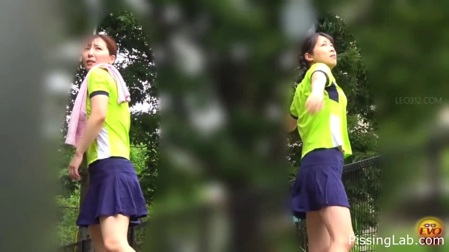 EE-723 Part 1. - 2025 (urine wave release | pee show)