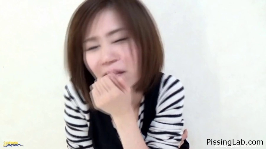 Cute Hikers Nervous Pee By Creek - with sexy babe Ohhaikitty 472 MB