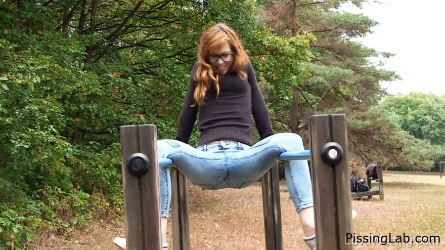 Stubborn Alcoholic - soft drive (MPEG-4, 882 MB, 2025) - pee inside panties